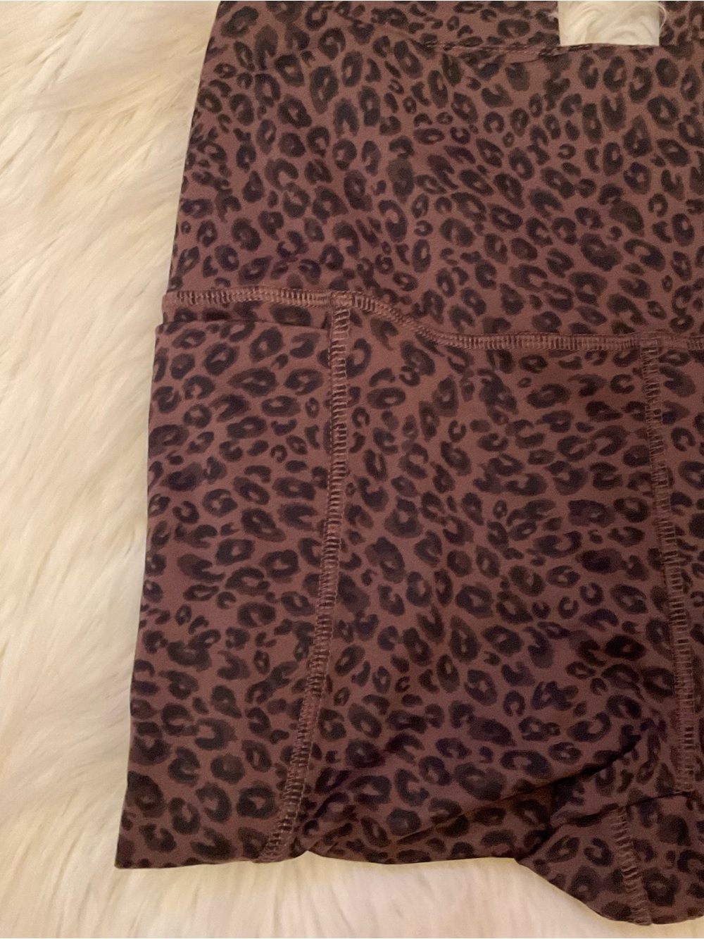 Danskin High Waist Pocket Crop Leggings Espresso Spotted Leopard Print NWT XS - Picture 6 of 10
